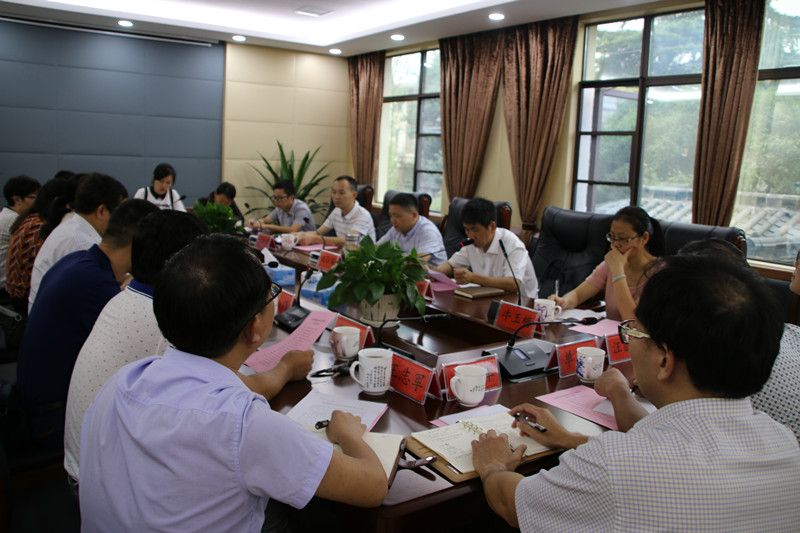 市纪委召开信息和宣传工作推进会