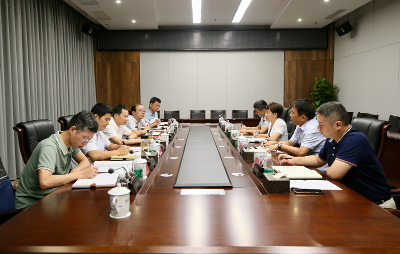 廖良生在高新区、昌南新区调研